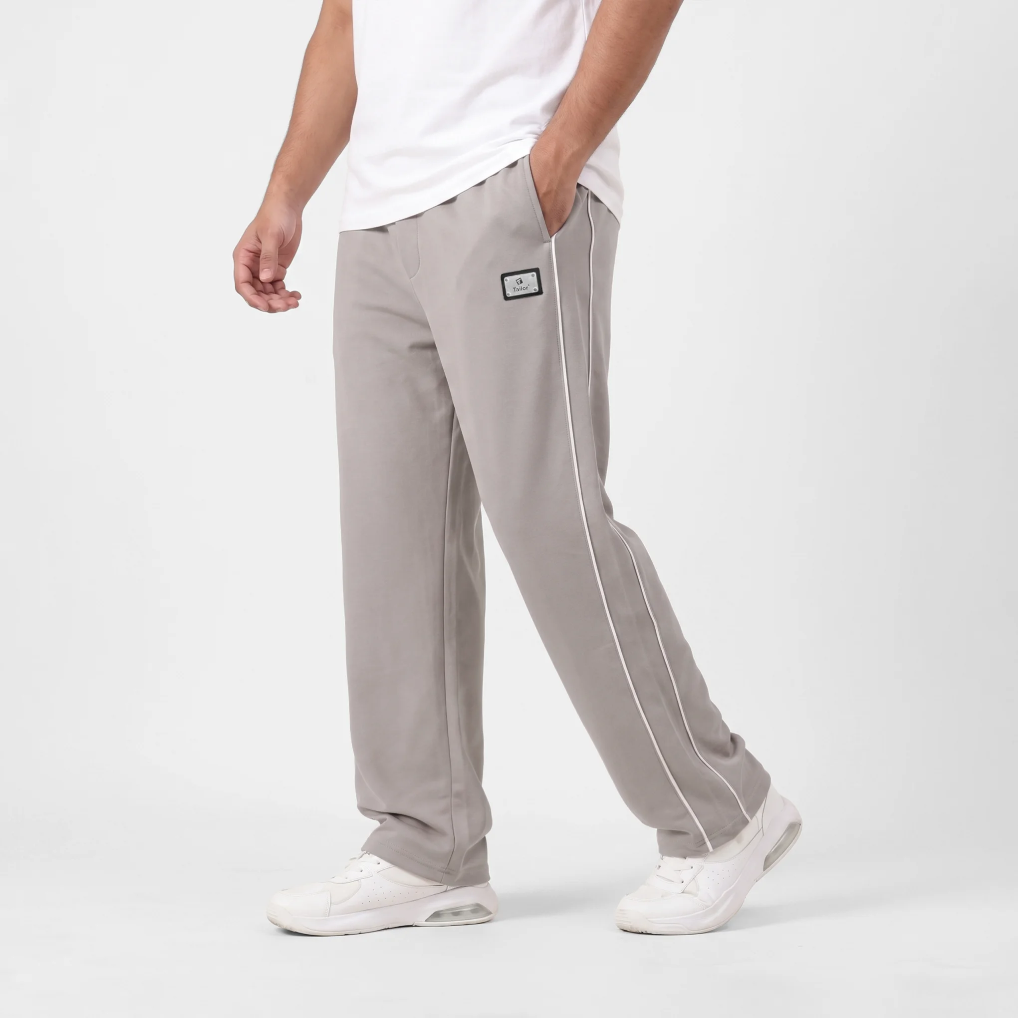 Men's Side Piping Baggy Joggers - Image 4